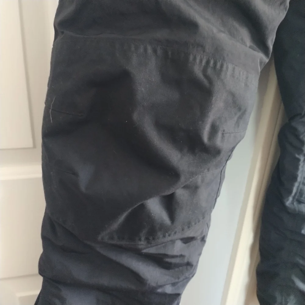 Lands' End Black Unisex Snowboard Ski Pants Grow-A- Longs 18 - Picture 9 of 12